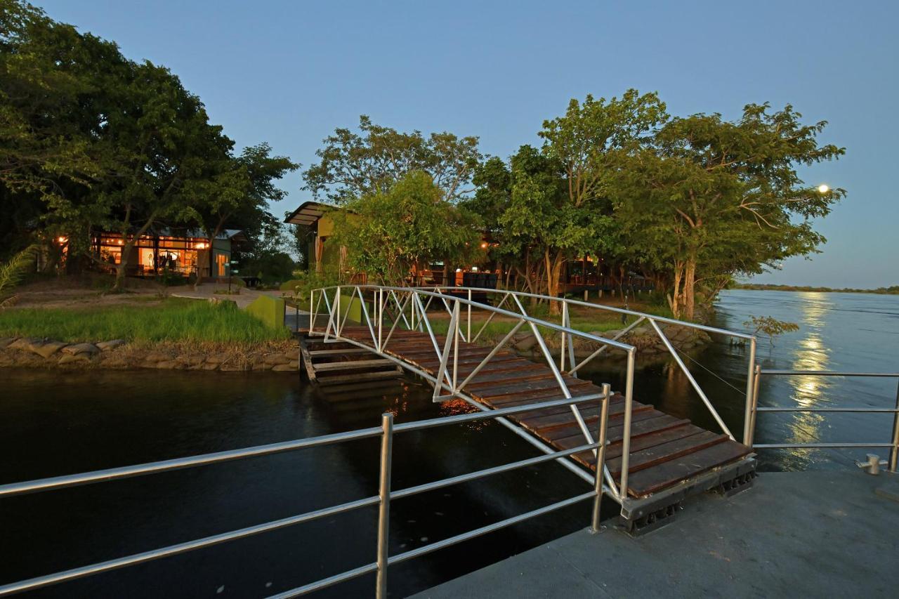 Zambezi Mubala Lodge Katima Mulilo Exterior photo