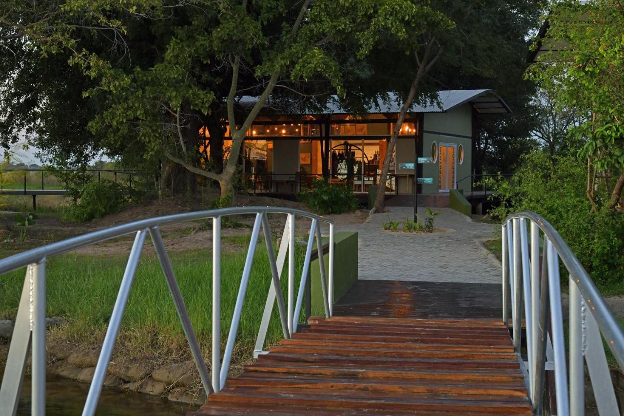 Zambezi Mubala Lodge Katima Mulilo Exterior photo